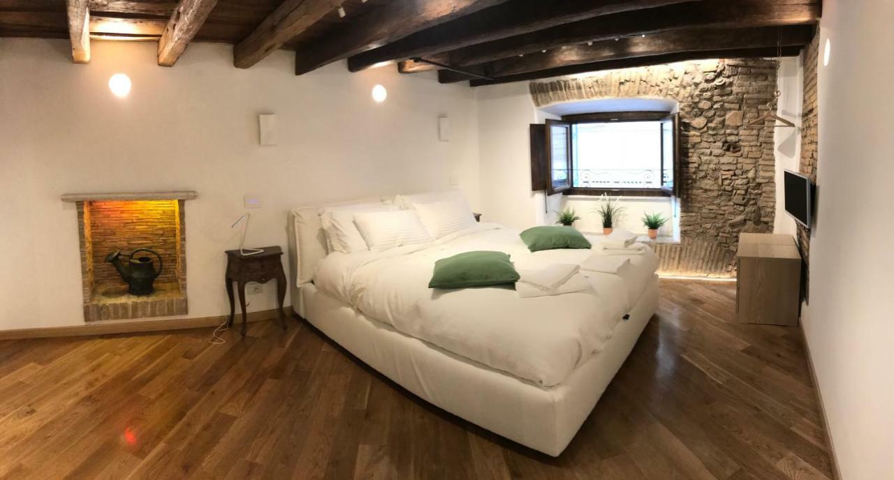 Apartamento La Casa Dei Marmi Roma Exterior foto